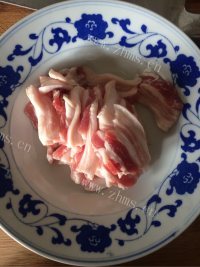 色泽不错的芸豆烧土豆做法图解1)