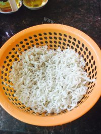 家常肉片炒面做法图解6)