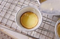 香浓酥松的水果果酱乳酪塔做法图解7)