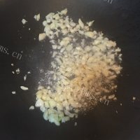 家常菜蒜蓉蚝油生菜做法图解5)