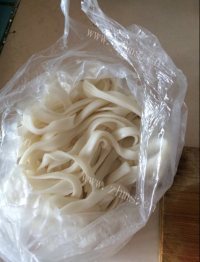 回味无穷的炒河粉做法图解1)