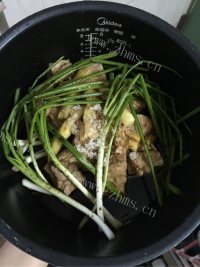 正宗东坡肉做法图解8)