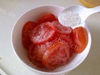 简单的糖渍番茄做法图解4)