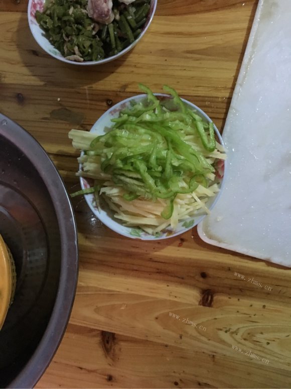 五味俱全的青椒土豆丝