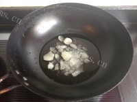 营养丰富的琥珀核桃仁做法图解8)