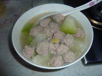 美味的冬瓜肉丸汤