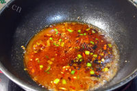 家常菜宫保豆腐做法图解9)