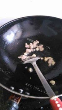 美味的丝瓜蛋花汤做法图解1)