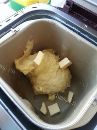 自制玫瑰花面包做法图解2)