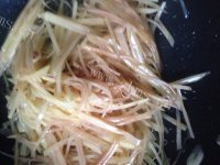 香喷喷的土豆丝做法图解5)