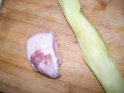 家常菜莴苣肉片做法图解1)