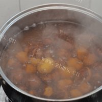 独特的栗子红烧肉做法图解1)