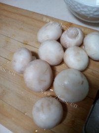 美味的口蘑汤做法图解1)