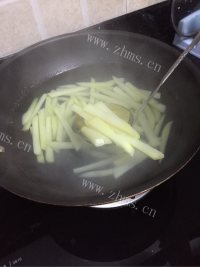 可口的炸薯条做法图解2)