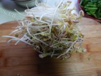 珍馐美味的韭菜炒绿豆芽做法图解3)