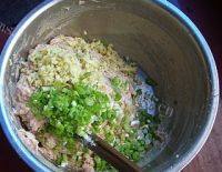 「DIY美食」炸肉丸做法图解7)