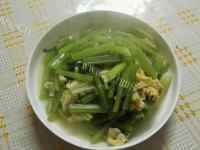家常菜芹菜炒蛋