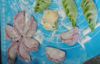 美味的菊花饺子做法图解7)