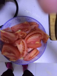 美味的牛肉柿子汤做法图解3)