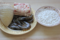 自己做的水晶虾饺做法图解1)