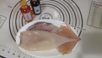 特色菜日式烤鱿鱼做法图解1)