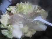 白菜粉条肉做法图解4)
