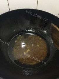 家庭版蒜香猪蹄做法图解3)