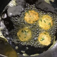 莲藕丸子做法图解6)