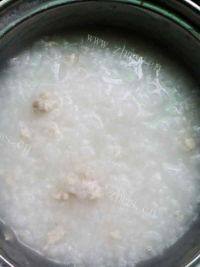 美味的鸡肉粥