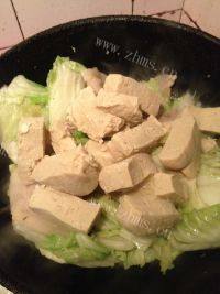 自己做的白菜炖冻豆腐做法图解4)