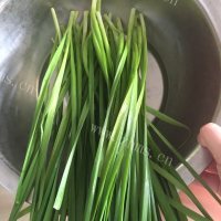 芳香四溢的韭菜盒子做法图解4)