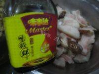 家常的梅菜扣肉做法图解7)