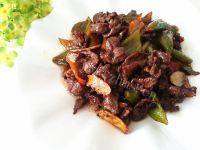 好吃的青红椒煸牛肉做法图解8)