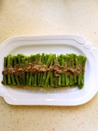 鲜美可口的凉拌豇豆做法图解8)