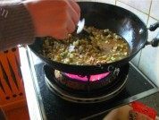 美味的茄子土豆打卤面做法图解6)