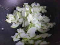 DIY西葫芦炒鸡蛋做法图解5)