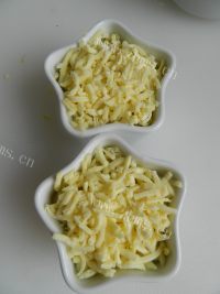 美味的奶酪焗土豆泥做法图解8)