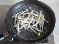 秋葵蘑菇火腿沙拉的做法图解二
