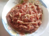 营养丰富的青椒炒牛肉做法图解1)
