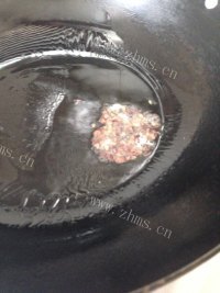 独特的手撕包菜做法图解5)