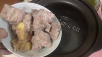 美味的海带猪骨汤做法图解7)