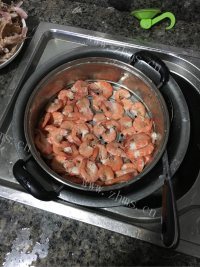 美味的葱香孜然虾做法图解1)