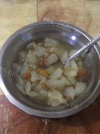 雪梨蒸枇杷做法图解6)