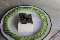「DIY美食」皮蛋豆腐做法图解9)