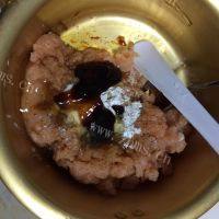「美味可口」芝士鸡肉丸子做法图解3)