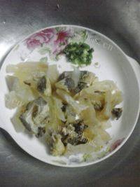 美味的萝卜牛腩汤做法图解2)