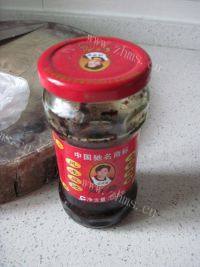 口感丰富的老干妈炒饭做法图解3)