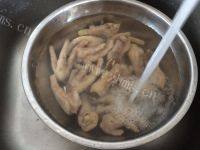 美味的泡椒凤爪做法图解5)