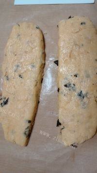 美味的肉松饼干棒做法图解13)