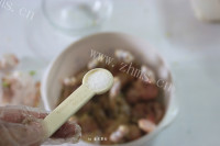 美味情人节香草烤鸡翅球做法图解10)
